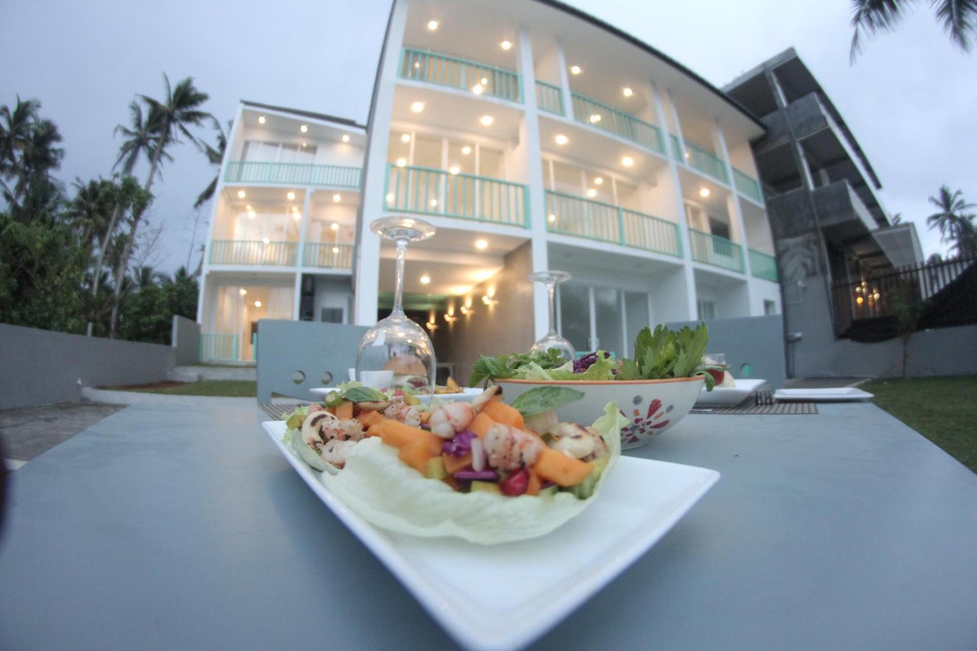 Somerset Mirissa Beach Exterior foto